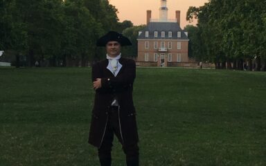 El profesor Stephen Hodges en Colonial Williamsburg