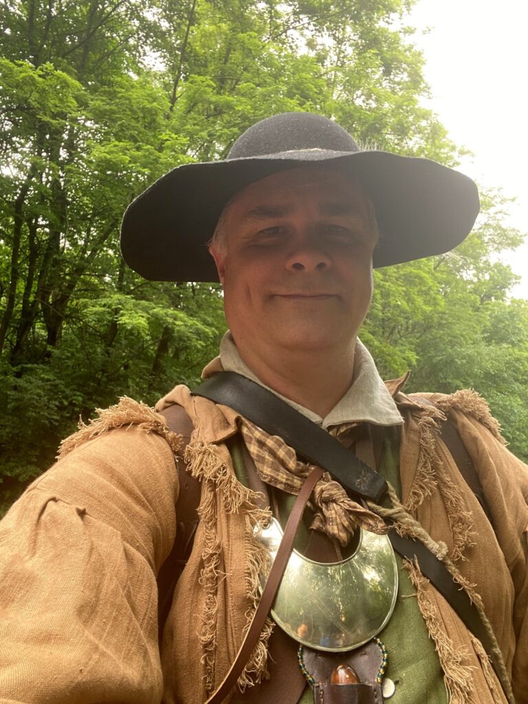 Sr. H Frontier Cerrar